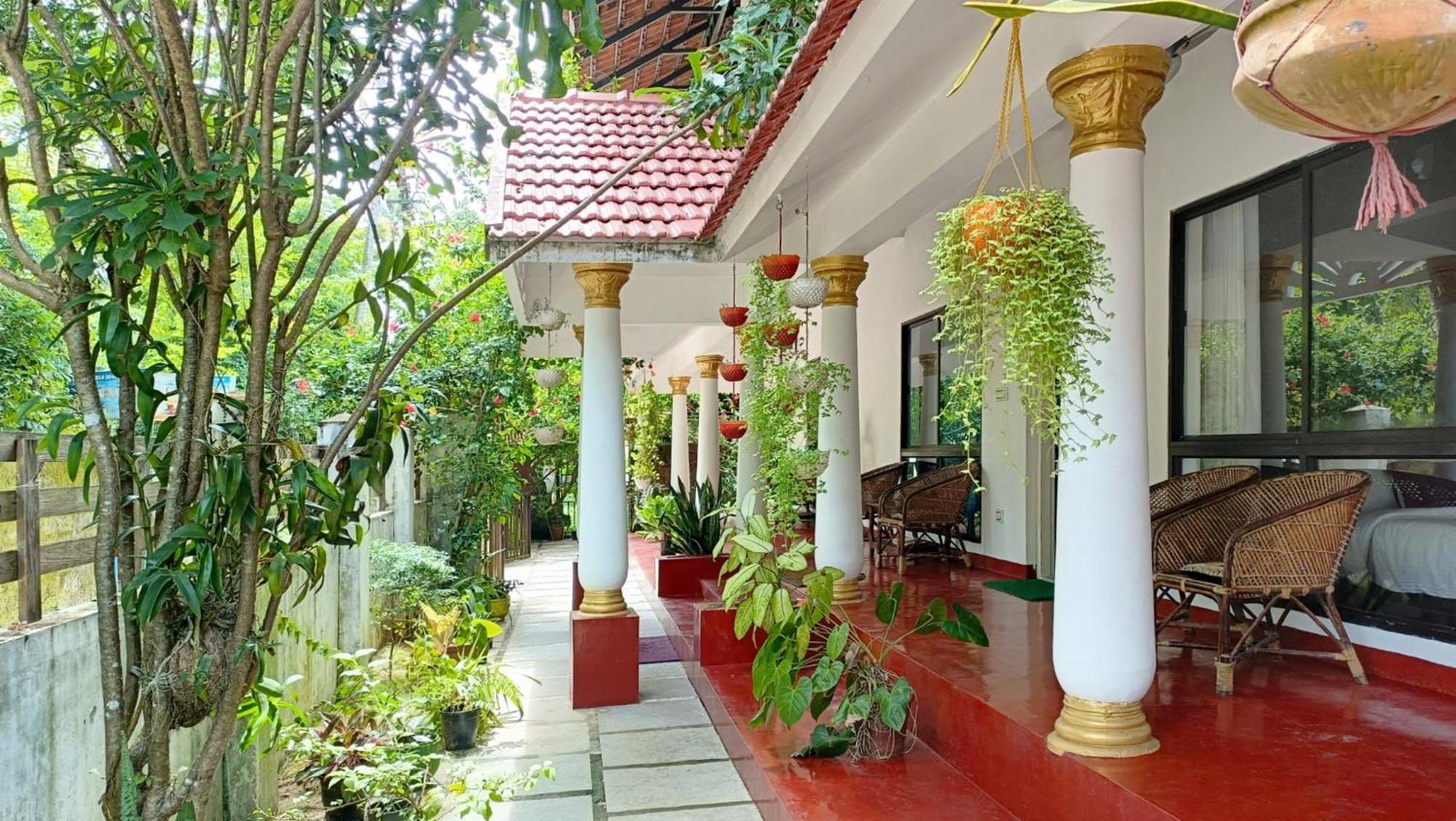 Marari Cleetus Homestay Mararikulam