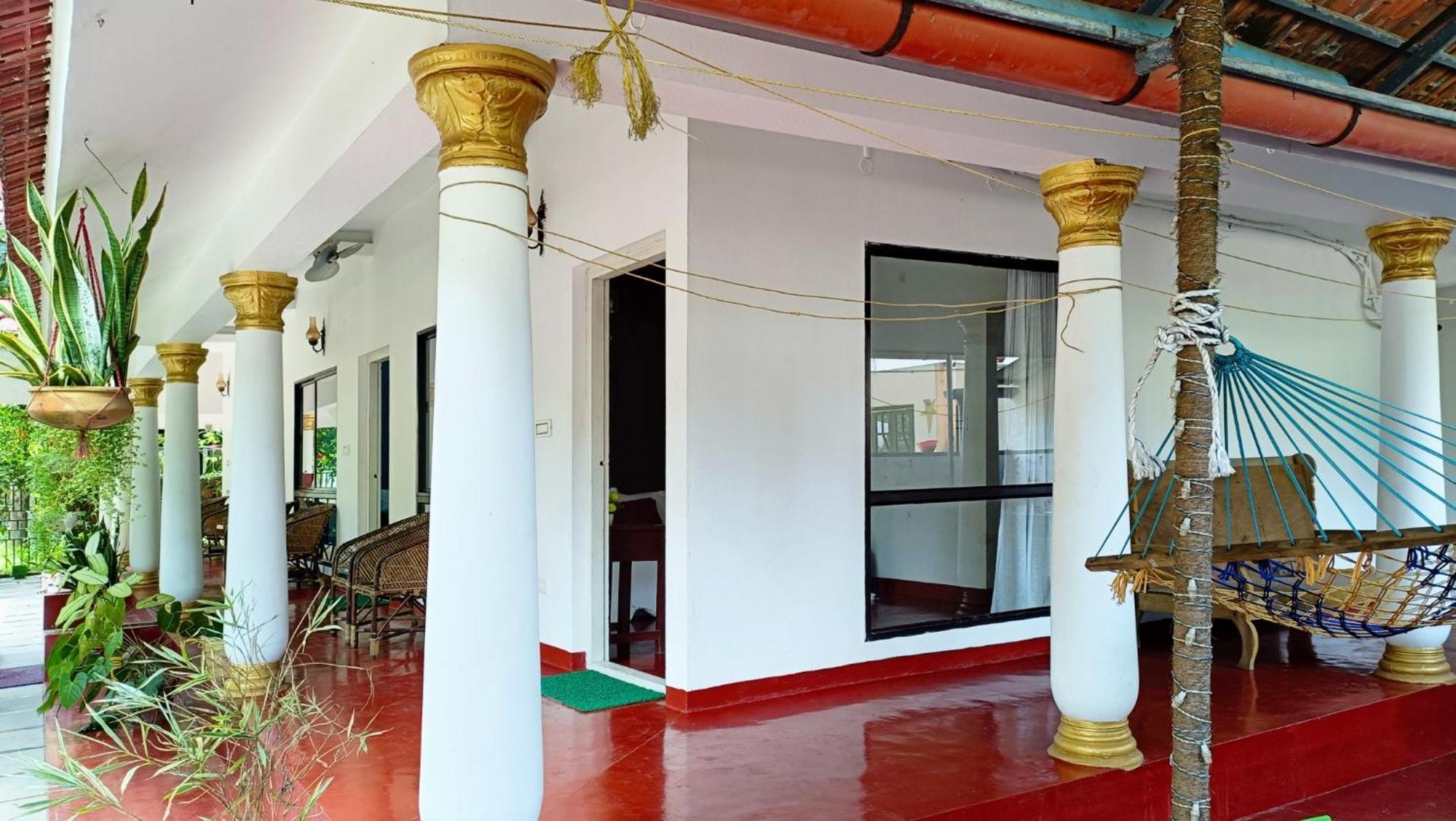 Marari Cleetus Homestay *