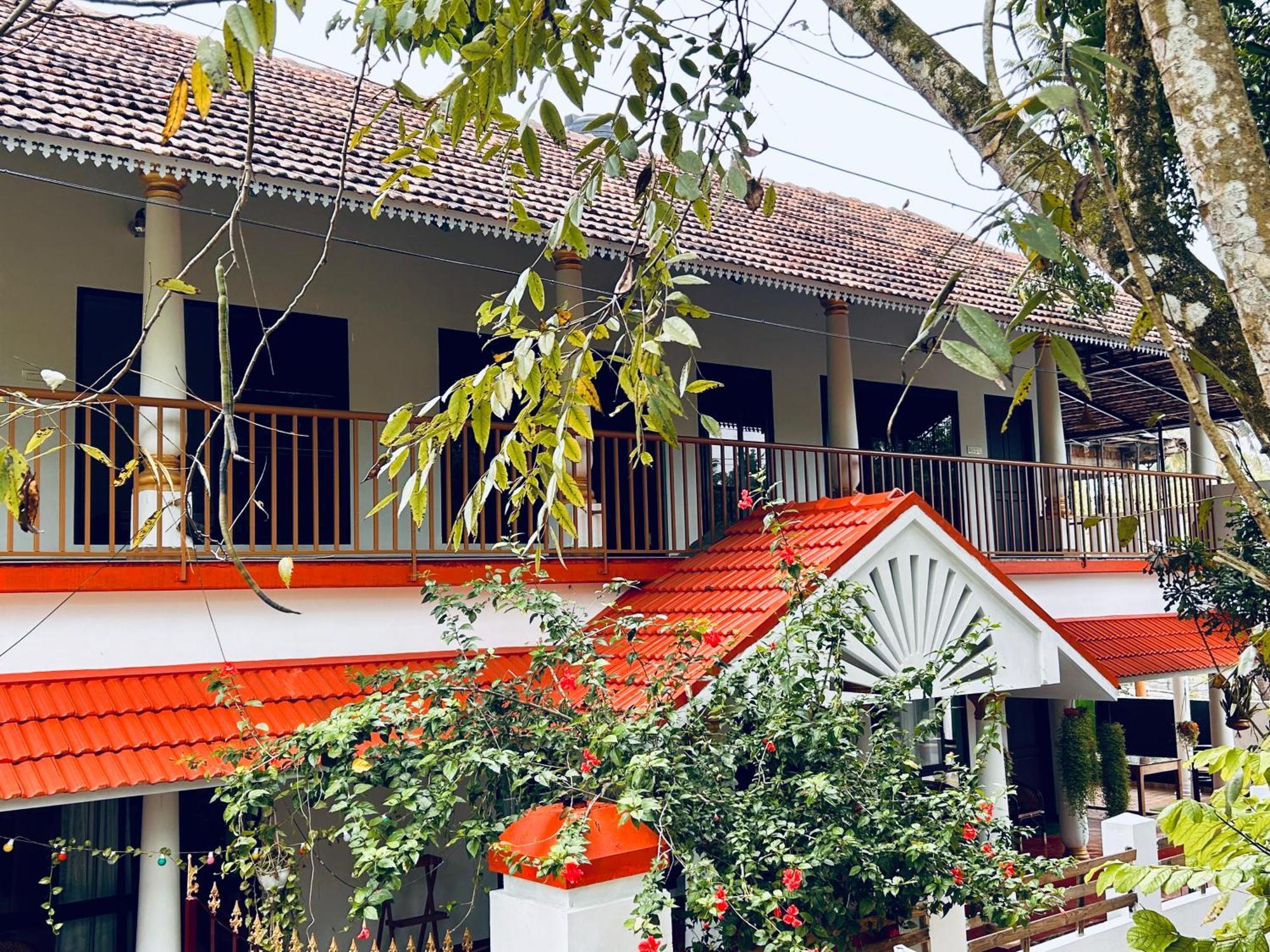 Marari Cleetus Homestay Mararikulam