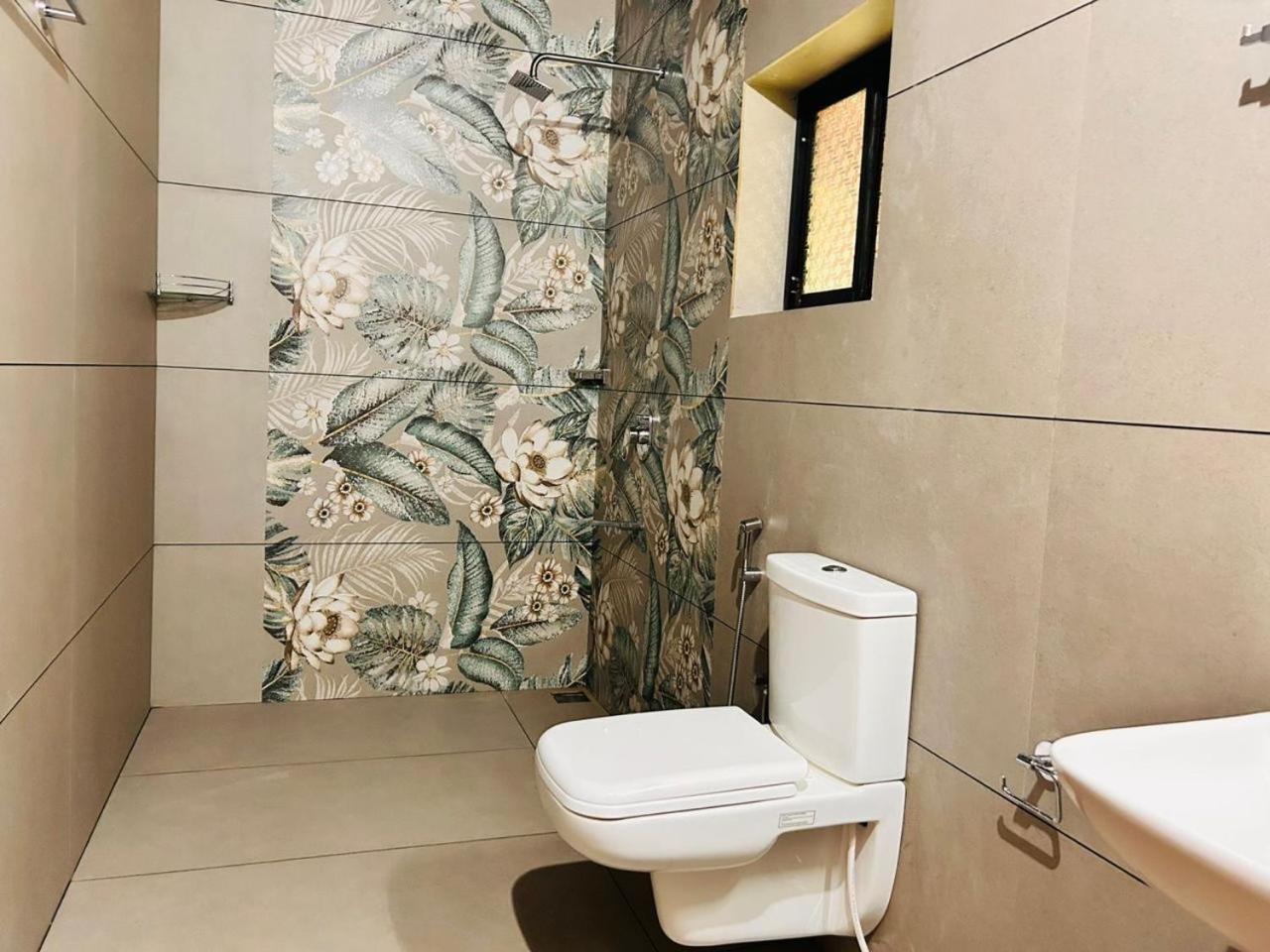 Marari Cleetus Homestay